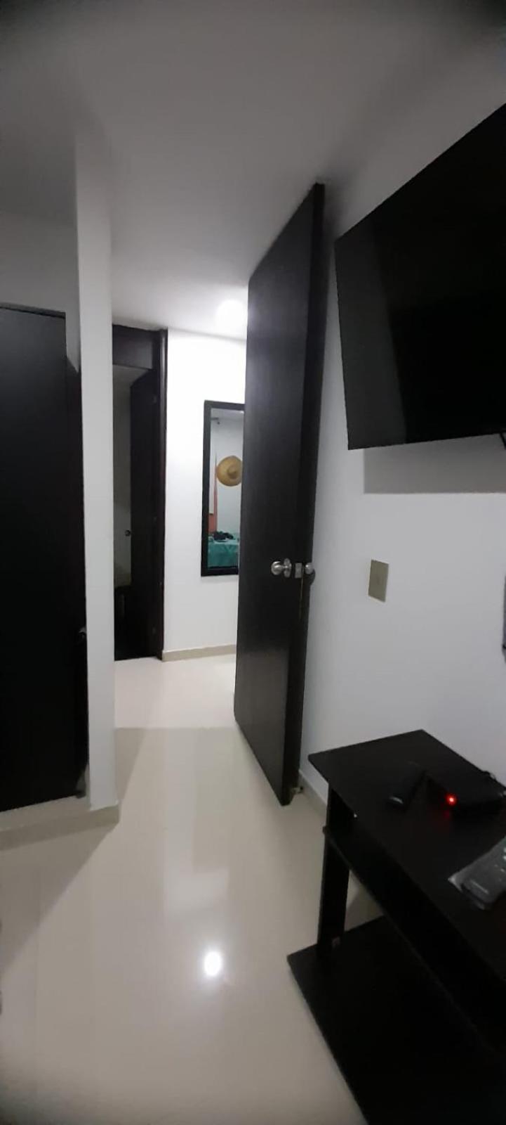 Habitaciones En El Topacio 이바게 외부 사진