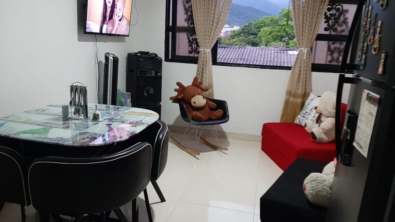 Habitaciones En El Topacio 이바게 외부 사진